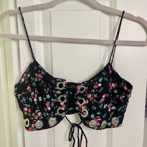 Cami Floral Tank - Cropped lace up brand- millau